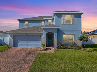 911 Avenal Ln, Davenport, FL 33837