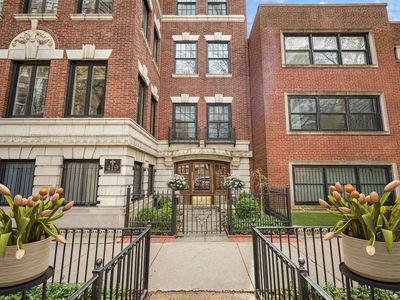 419 W Wellington Ave APT 1, Chicago, IL, 60657