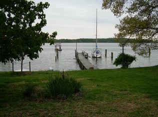 445 Edgewater Rd, Pasadena, MD 21122