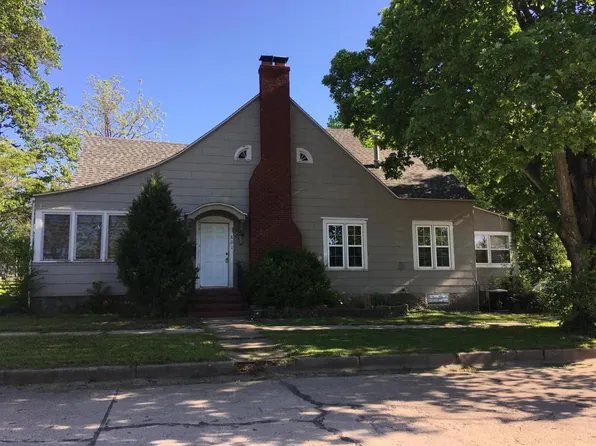 205 W Cleveland Ave, Monett, MO 65708