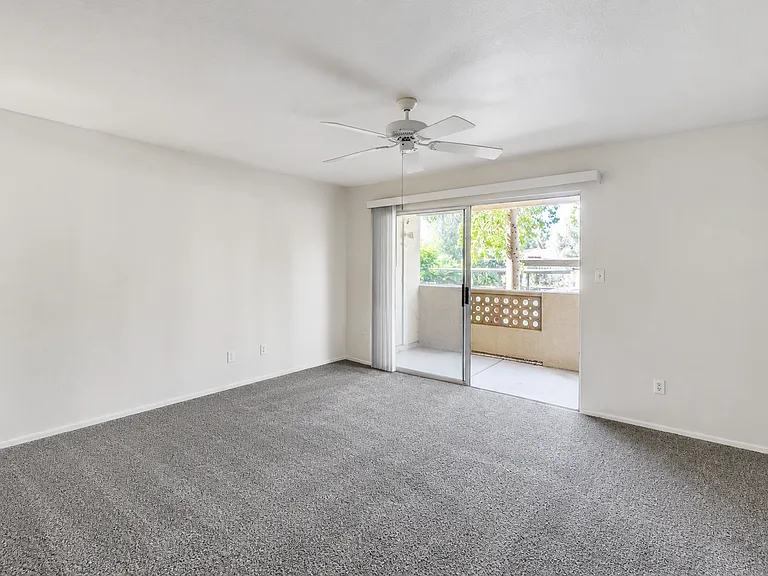 1880 E Morten Ave #121 — Photo 12