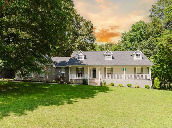 1003 Windmere Ln, Greenbrier, TN 37073