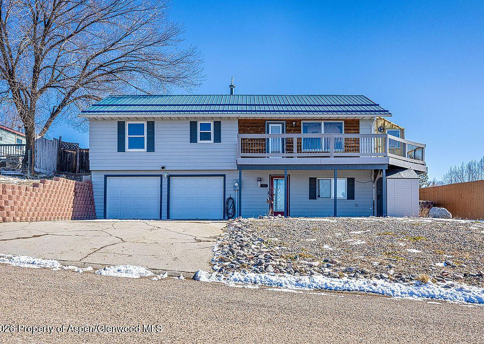 1st image of 982 Langford Dr