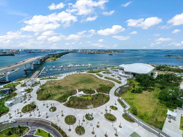 331 Cleveland St APT 1806, Clearwater, FL 33755