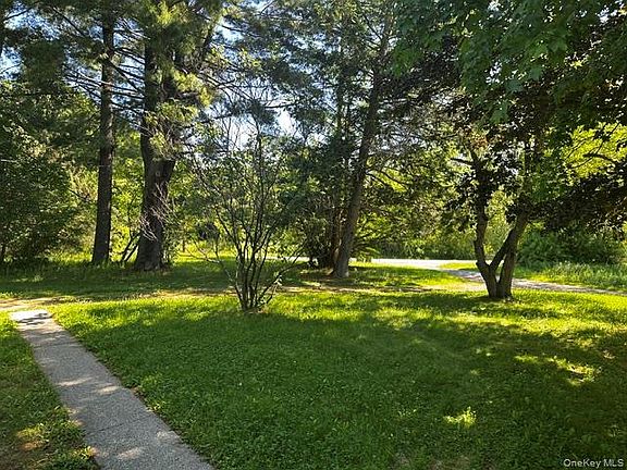 3rd image of 97 Cold Spring Rd