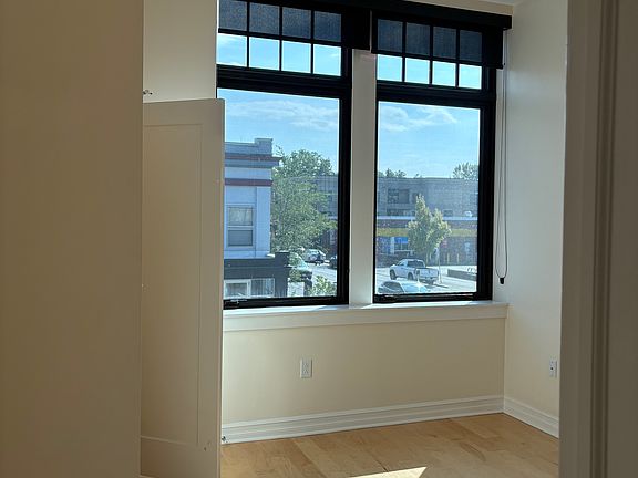 3rd image of 471 Elmwood Ave #204