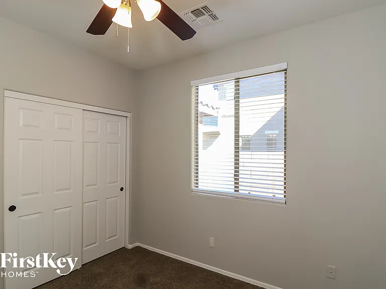 4027 W Valley View Dr — Photo 13