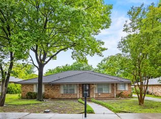 919 Westlake Dr, Desoto, TX 75115