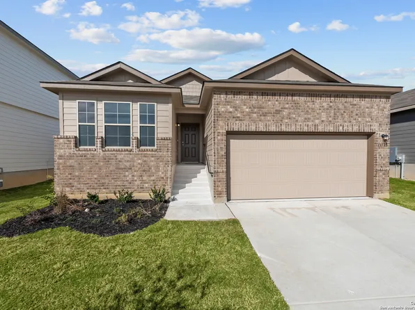 13135 Bay Point Way, St Hedwig, TX 78152
