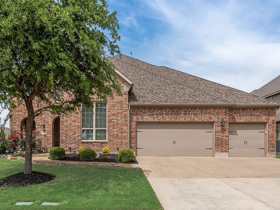 1st image of 782 Sagewood Dr