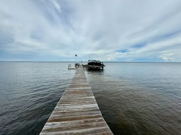 9 Garden Bay Ct, Miramar Beach, FL 32550