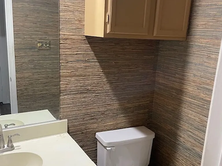 1106 Brighton Dr #C — Photo 15