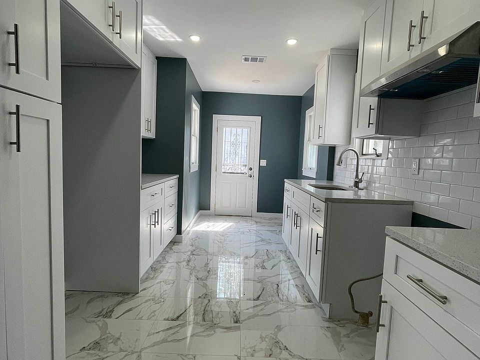1st image of 9304 Foster Ave #1