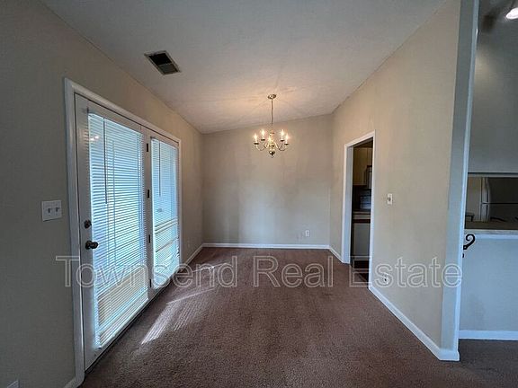 3rd image of 663-18 Bartons Landing Pl