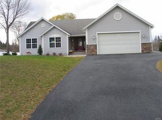 6 Elizabeth St, Oswego, NY 13126