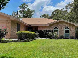 2895 Westmont Dr, Beaumont, TX 77706