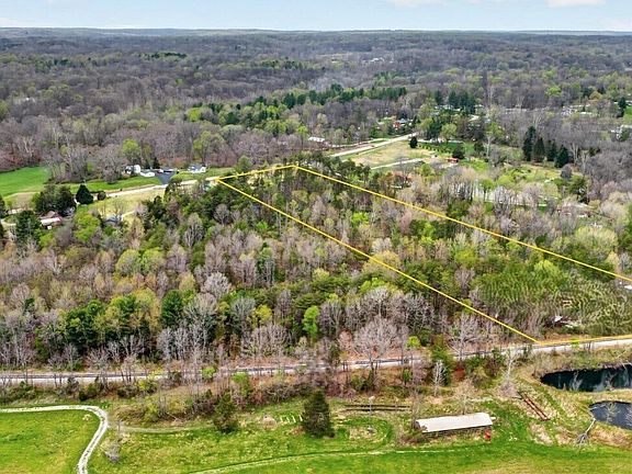 4th image of 7000 State Road Rd E #135