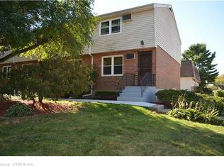 101 Blackstone Vlg, Meriden, CT 06450