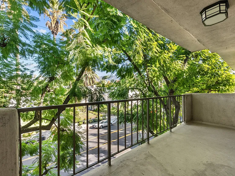 330 W California Blvd — Photo 45