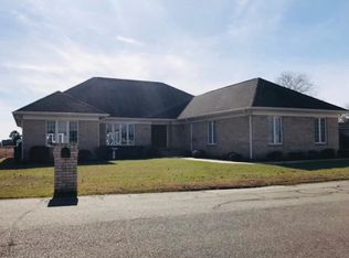868 Castleberry Ct, Vass, NC 28394