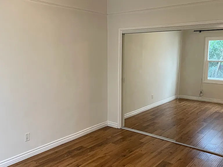 136 S Oakhurst Dr #8 — Photo 11