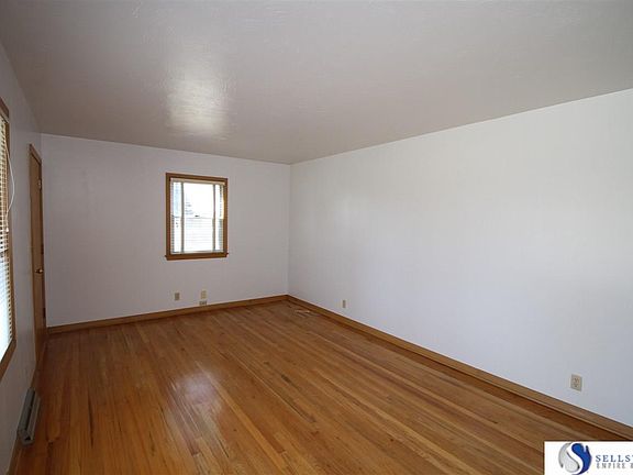 4th image of 901 N 44th St
