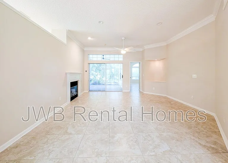 1672 Blue Heron Ln — Photo 5