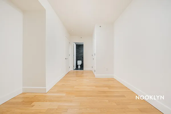 Rented by Nooklyn NYC LLC | media 9