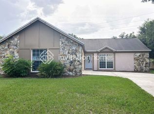 821 Sunridge Point Dr, Seffner, FL 33584