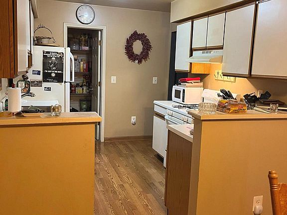 5th image of 31 Sassafras Dr