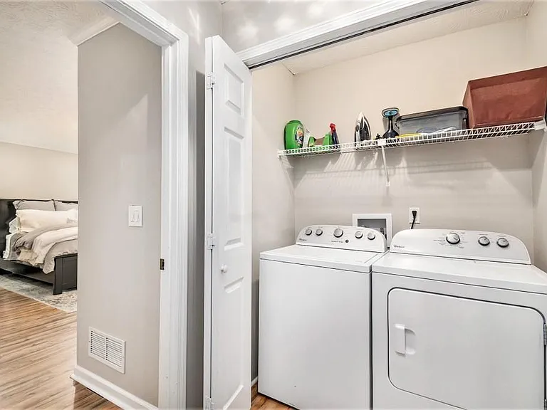 1118 Capital Club Cir NE — Photo 24