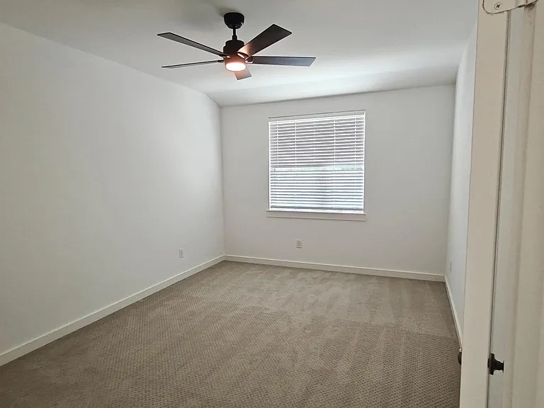 1416 Navasota Trl — Photo 11