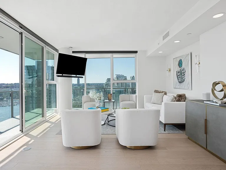 89 Nelson St #2618 — Photo 5