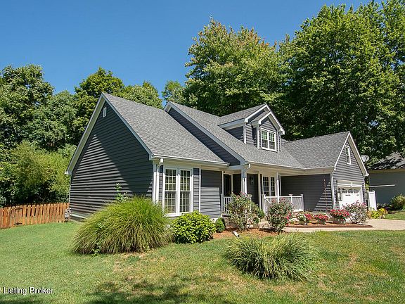 3rd image of 7901 Deronia Ave