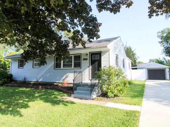 202 W Strub Rd, Sandusky, OH 44870