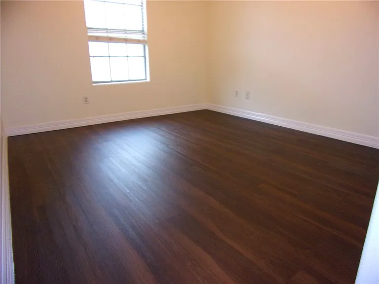 6109 Queen Jane St — Photo 31