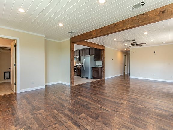 5th image of 21316 Crestmont