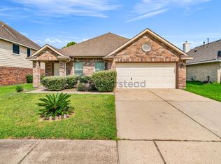 915 Curry St, Baytown, TX 77521