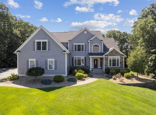 19 Jacob Rd, Windham, NH 03087