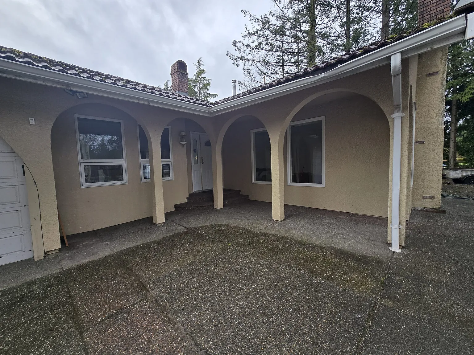 20178 8th Ave photo 1