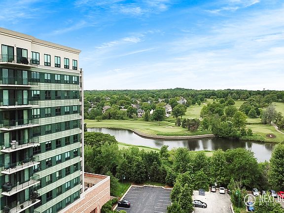 3rd image of 6420 Double Eagle Dr Unit 909