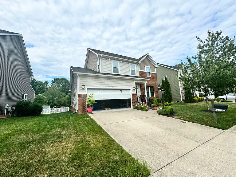 3004 Hunton Cottage Ln — Photo 2