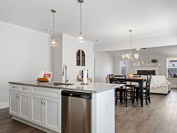4th image of 8298 Bannock Circle