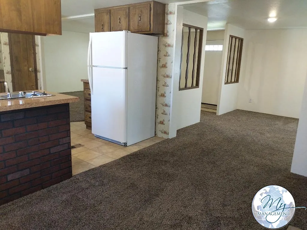 $1575 | 3-bed 2-bath Mobile Home | 715 Stevens Ave. | Filer, ID — Photo 2