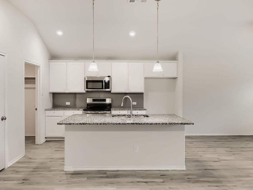 1st image of 1300 Avenue C