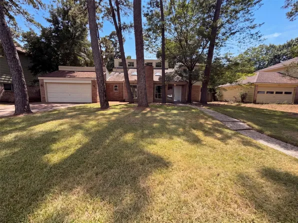 18107 Fireside Dr, Spring, TX 77379