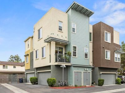 329 Antoni Gln UNIT 1404, Escondido, CA, 92025