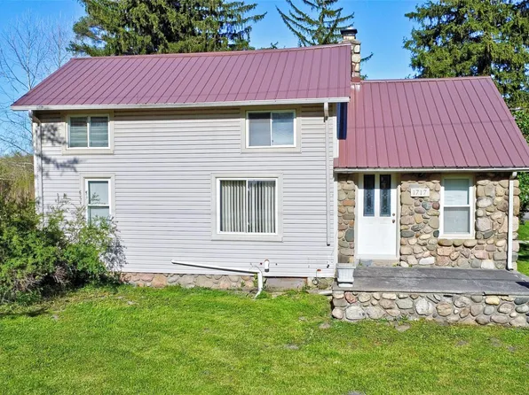 1717 S Sashabaw Rd, Ortonville, MI 48462