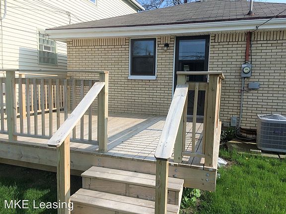 2nd image of 3642 E Martin Ave