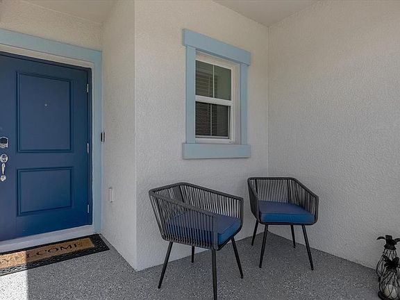 4th image of 622 Bell Prairie Cir